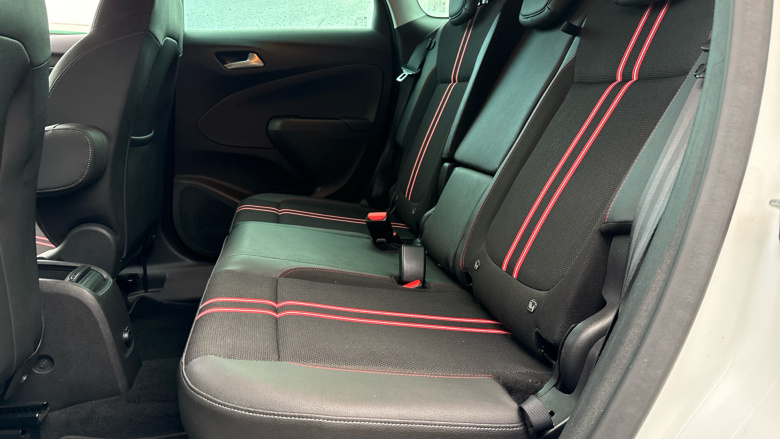 Vauxhall Crossland 1.2 SRi Nav 5dr Petrol Hatchback